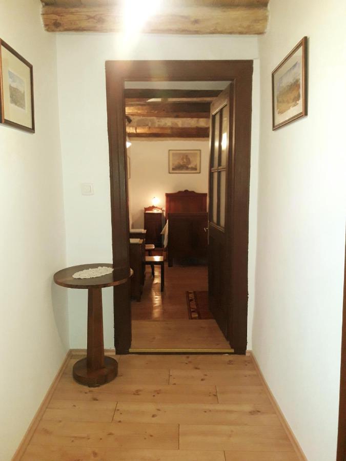 Casa Istriana Nona Pina Villa Kaštelir Exteriör bild