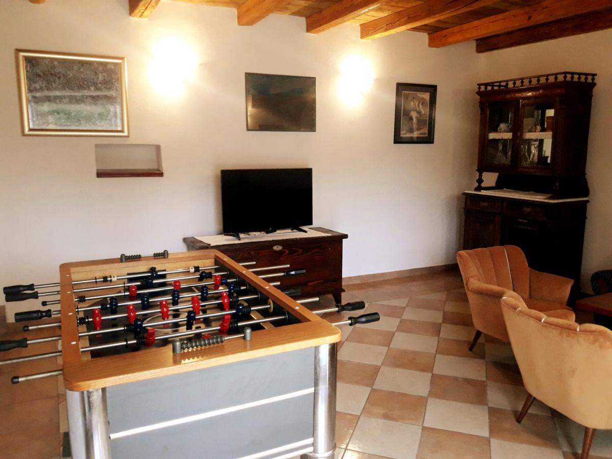 Casa Istriana Nona Pina Villa Kaštelir Exteriör bild